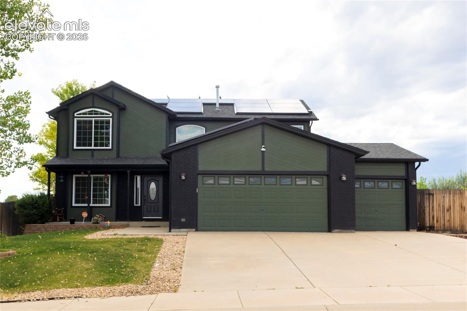 7406 Waterside Drive — photo
