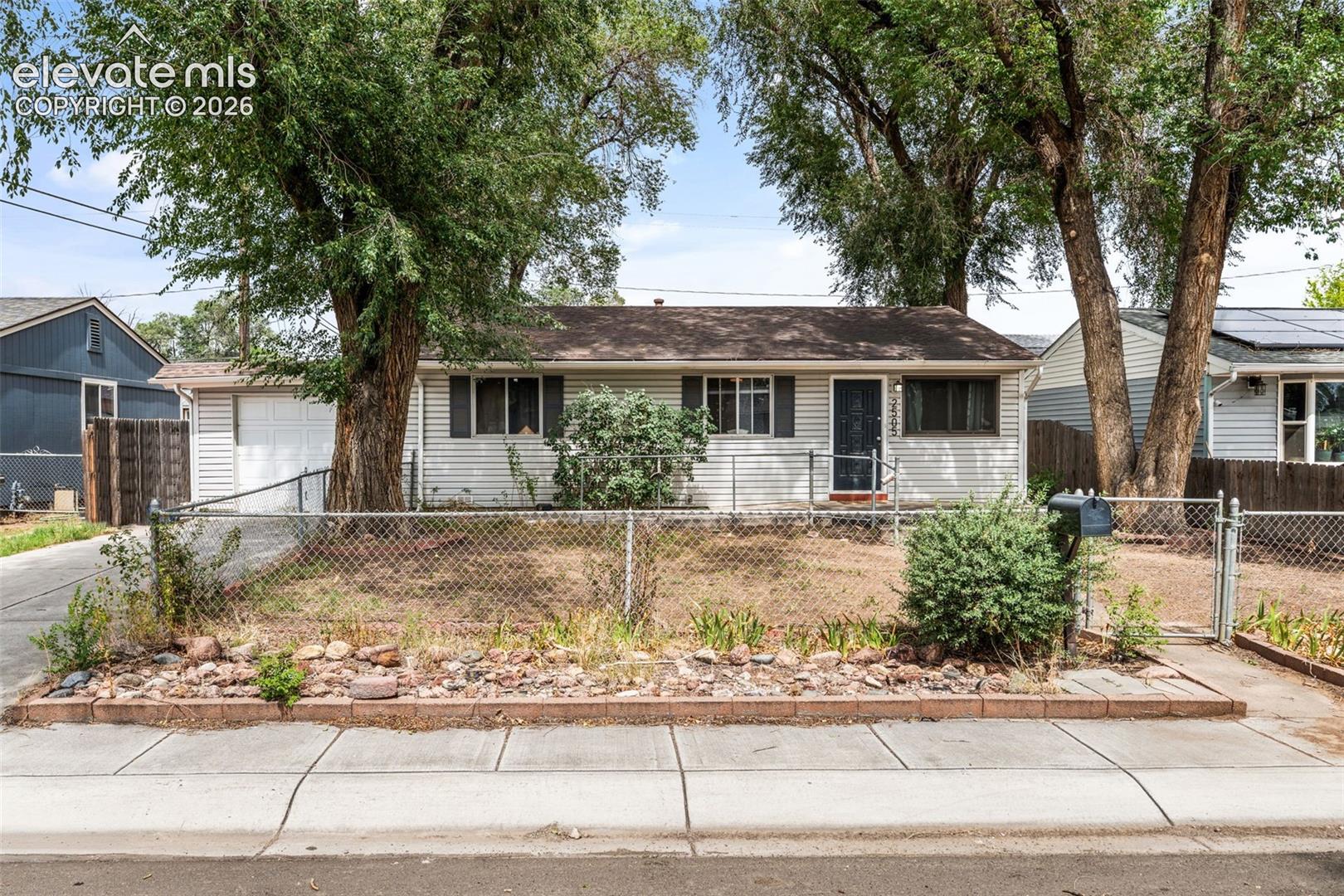 2505 Frontier Drive — photo