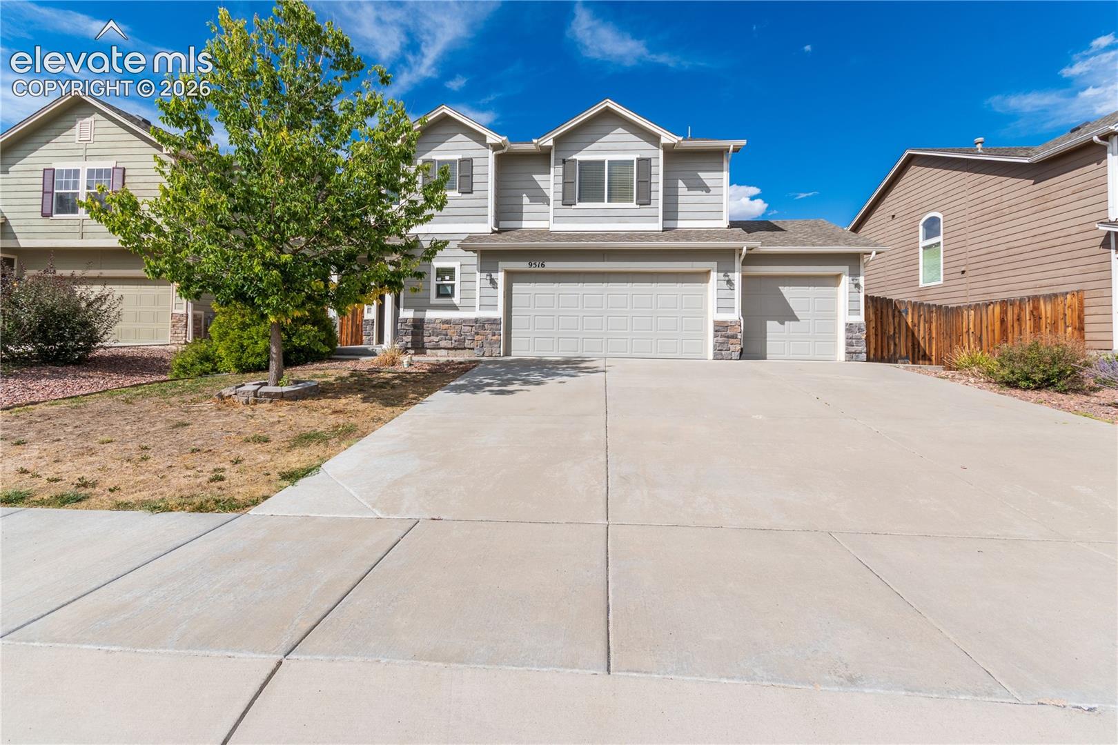 9516 Bryce Canyon Drive — photo