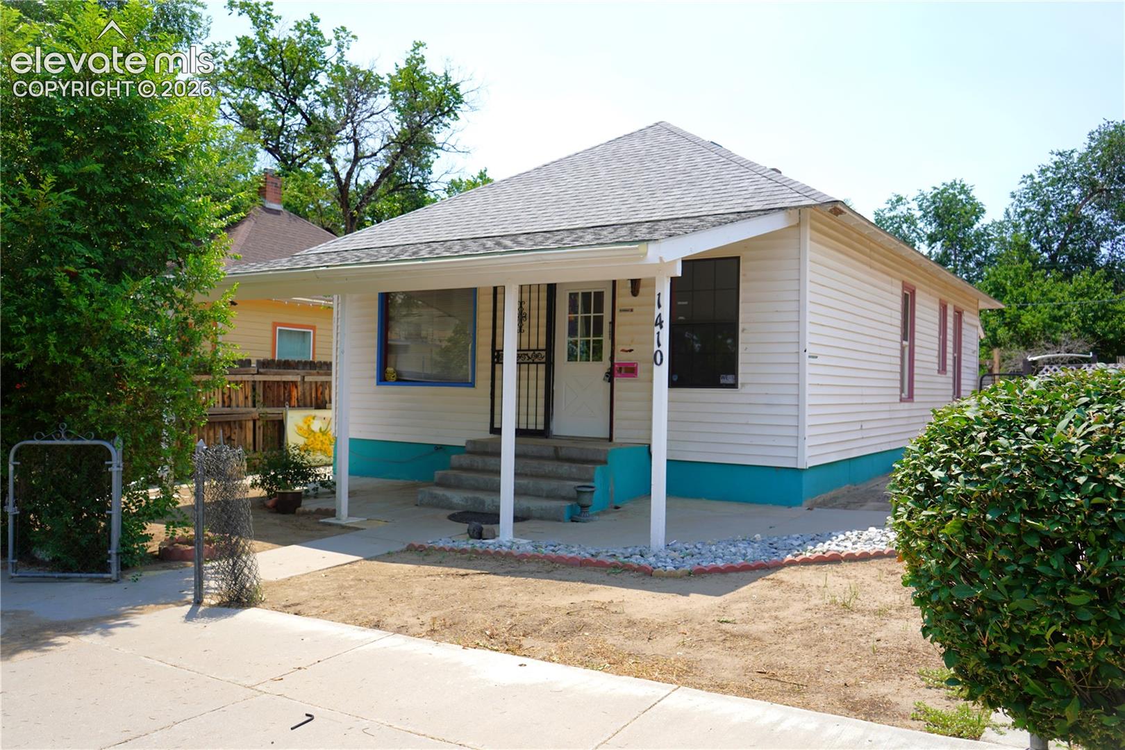 1410 E 6th Street — photo