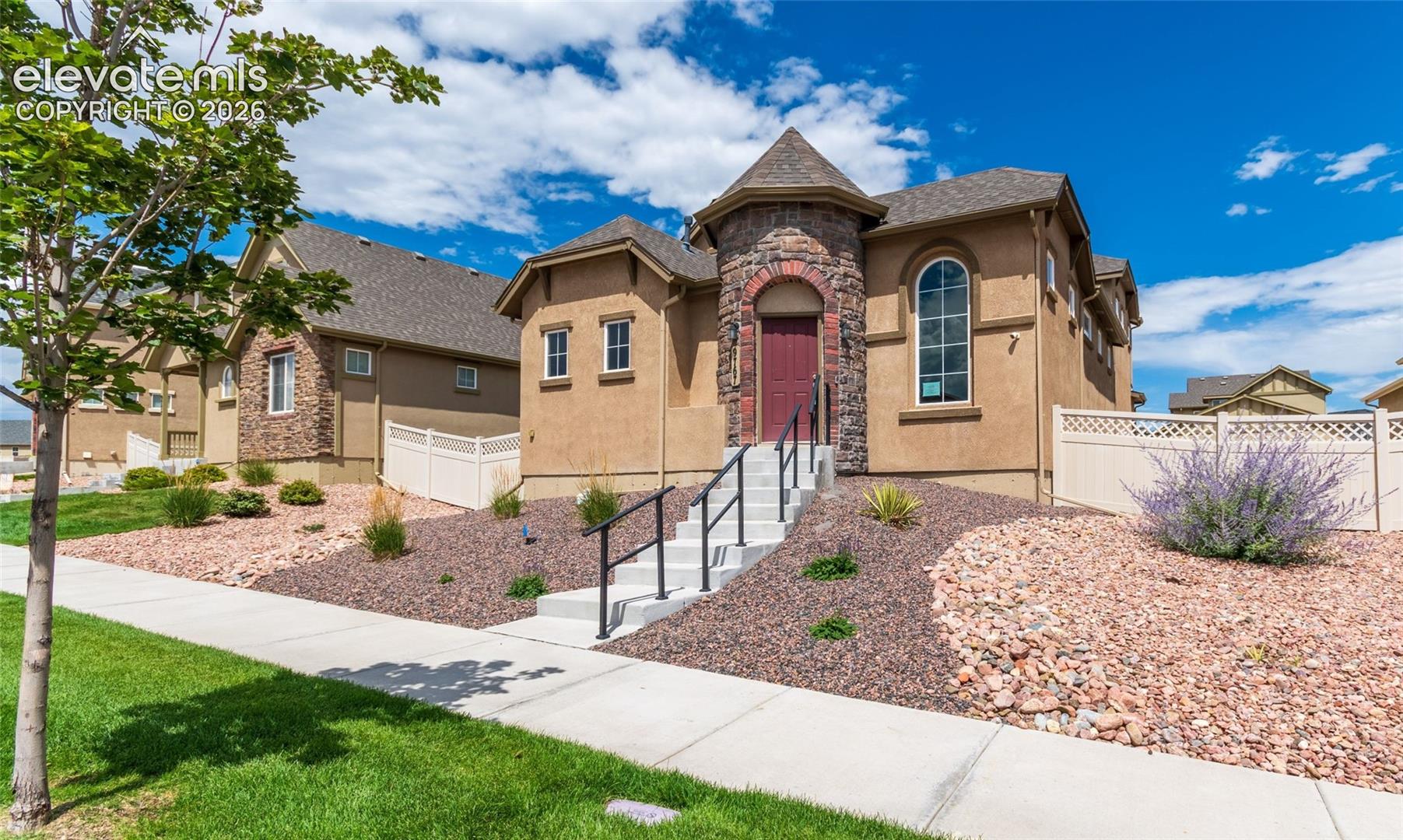 9767 Wolf Lake Drive — photo