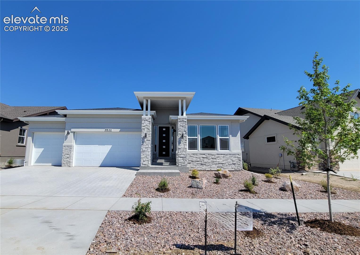 6532 Miro Lane — photo