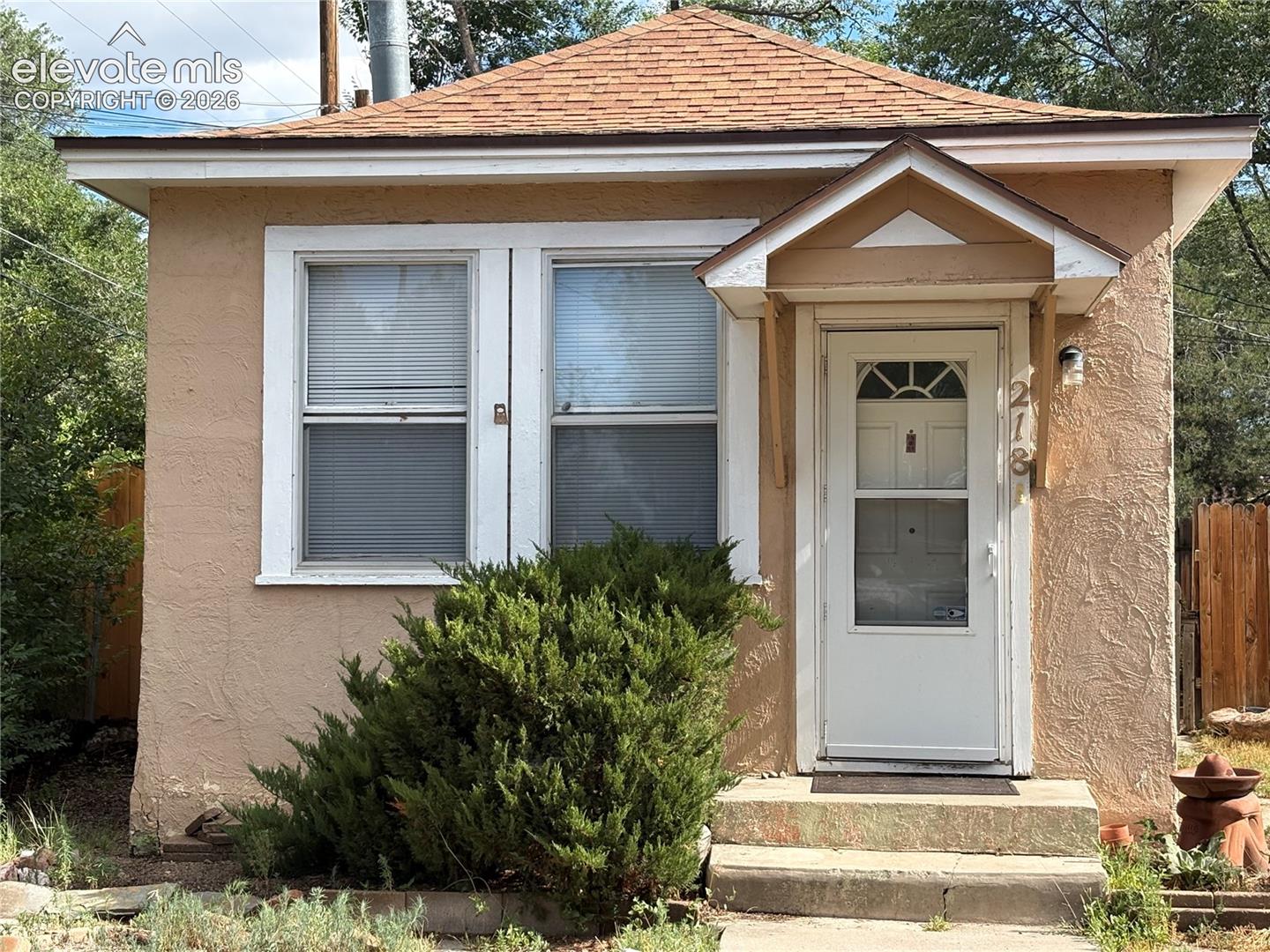 218 E Harrison Street — photo