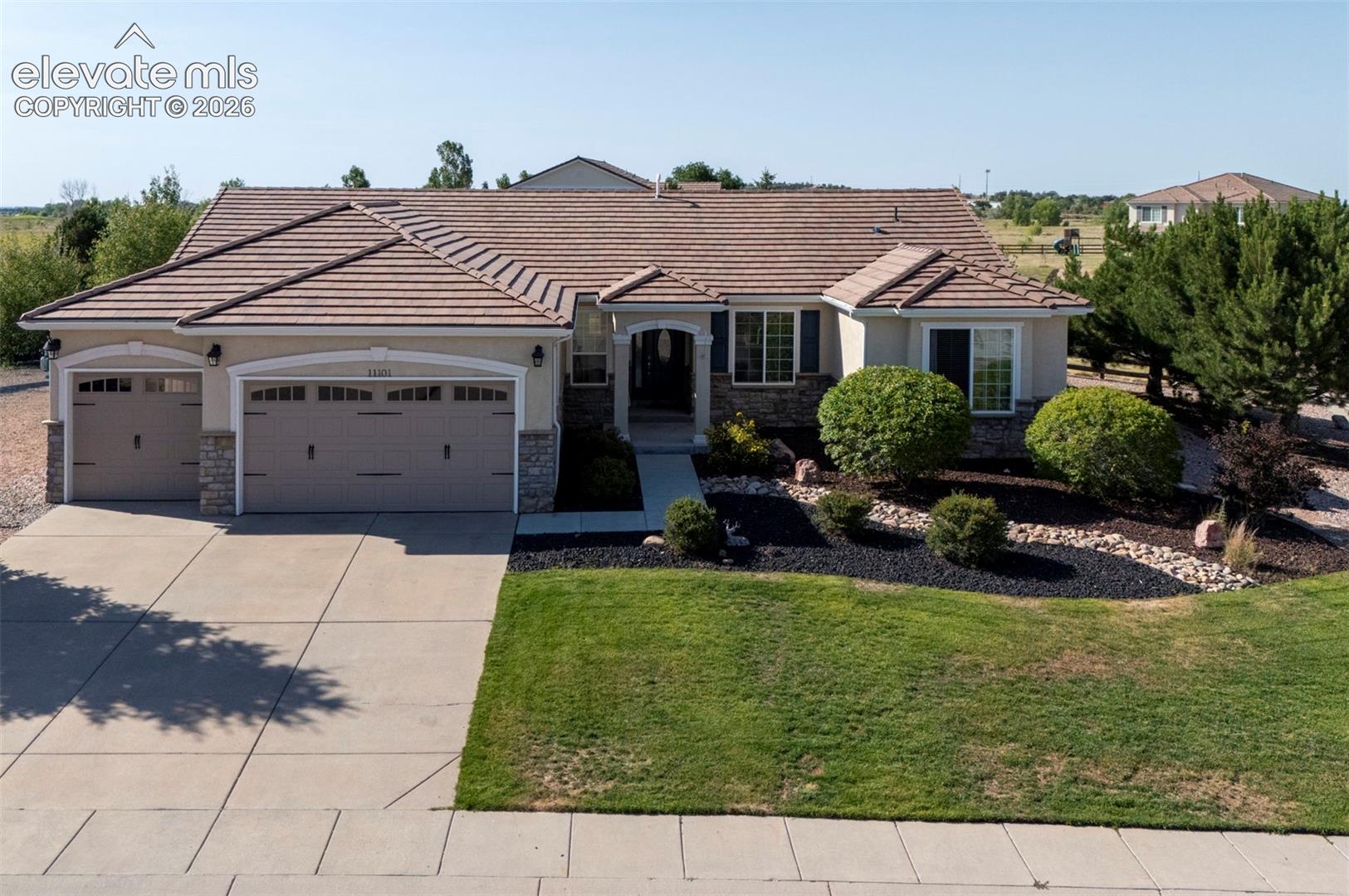 11101 Birch Hollow Way — photo