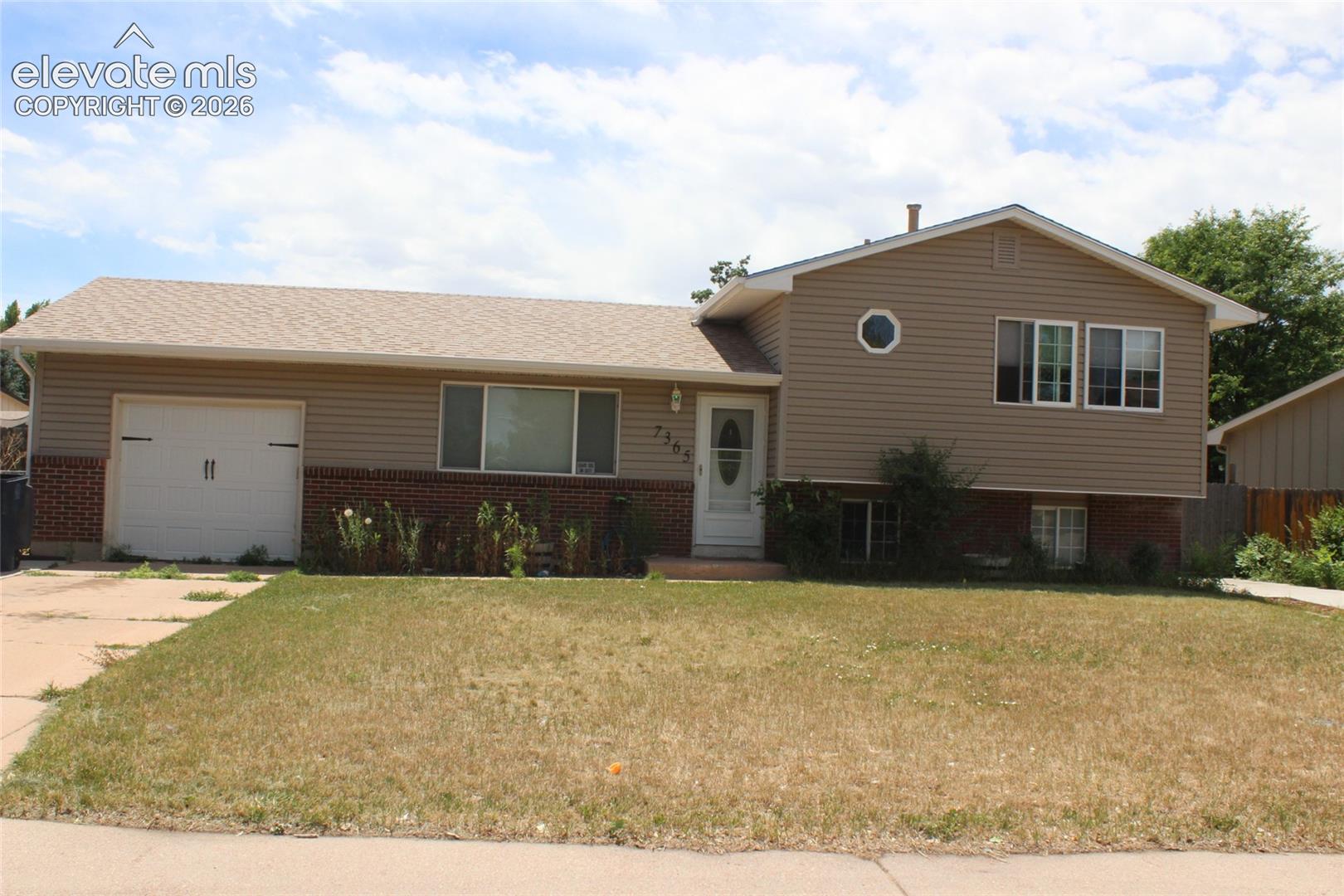 7365 Sullivan Circle — photo