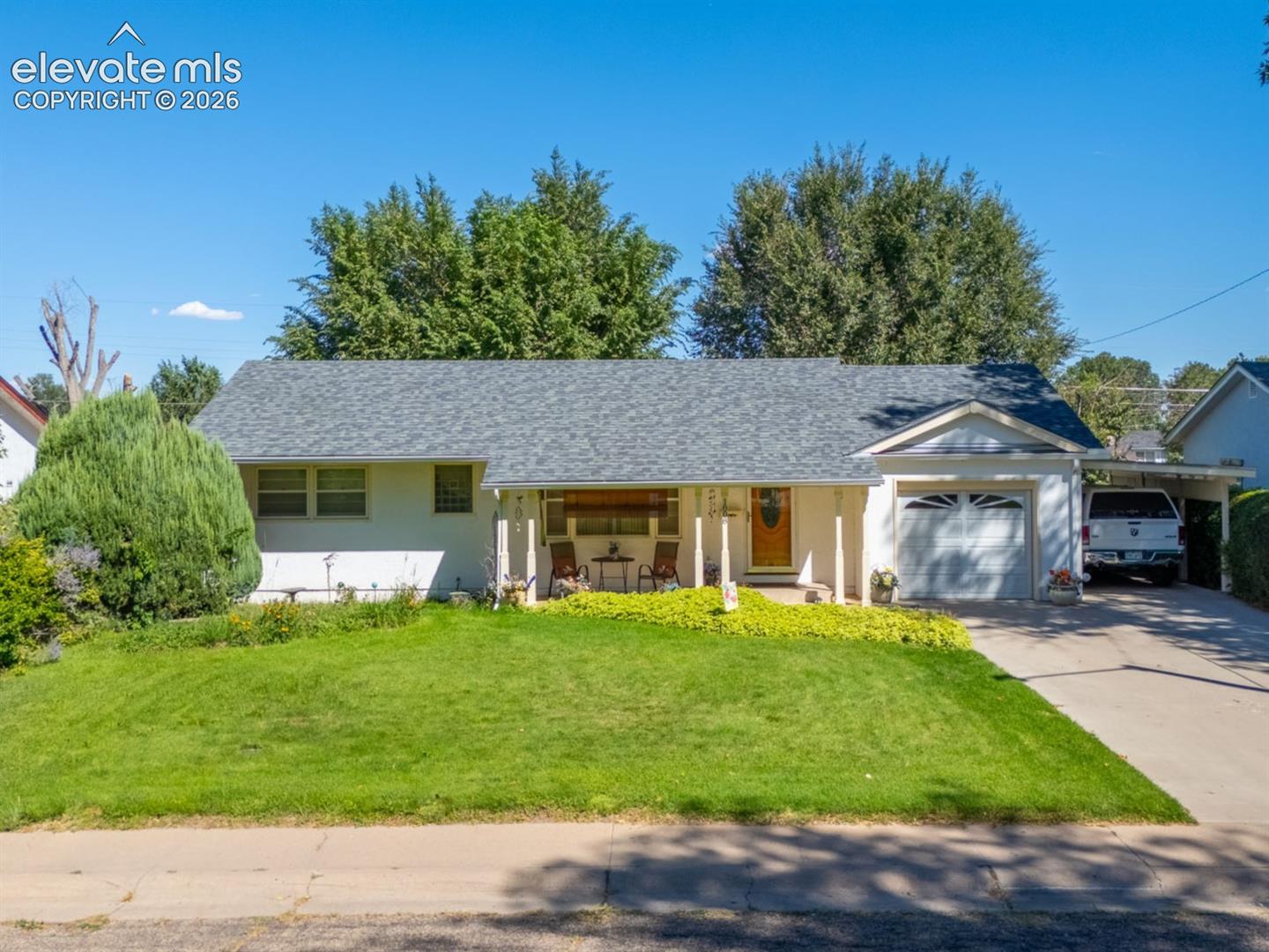 1808 Lynwood Lane — photo
