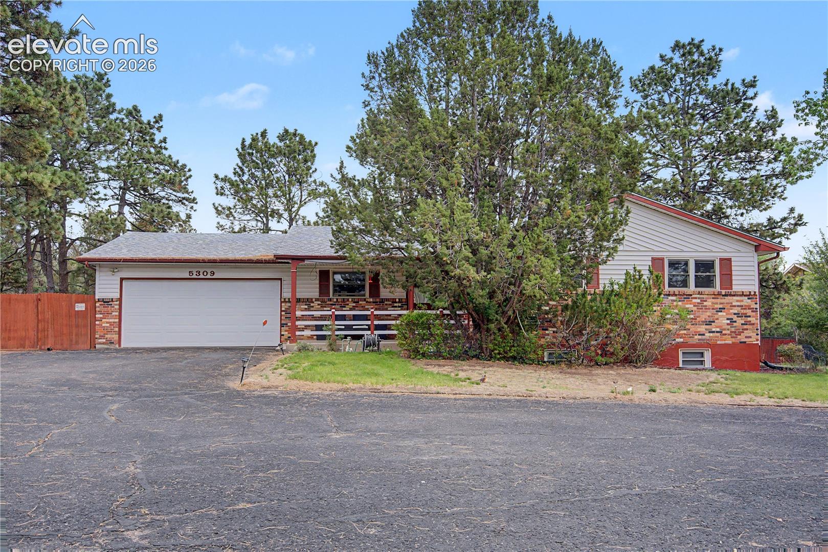 5309 Flintridge Drive — photo