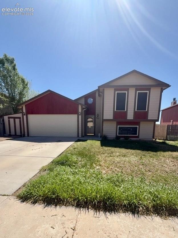 975 Daffodil Street — photo
