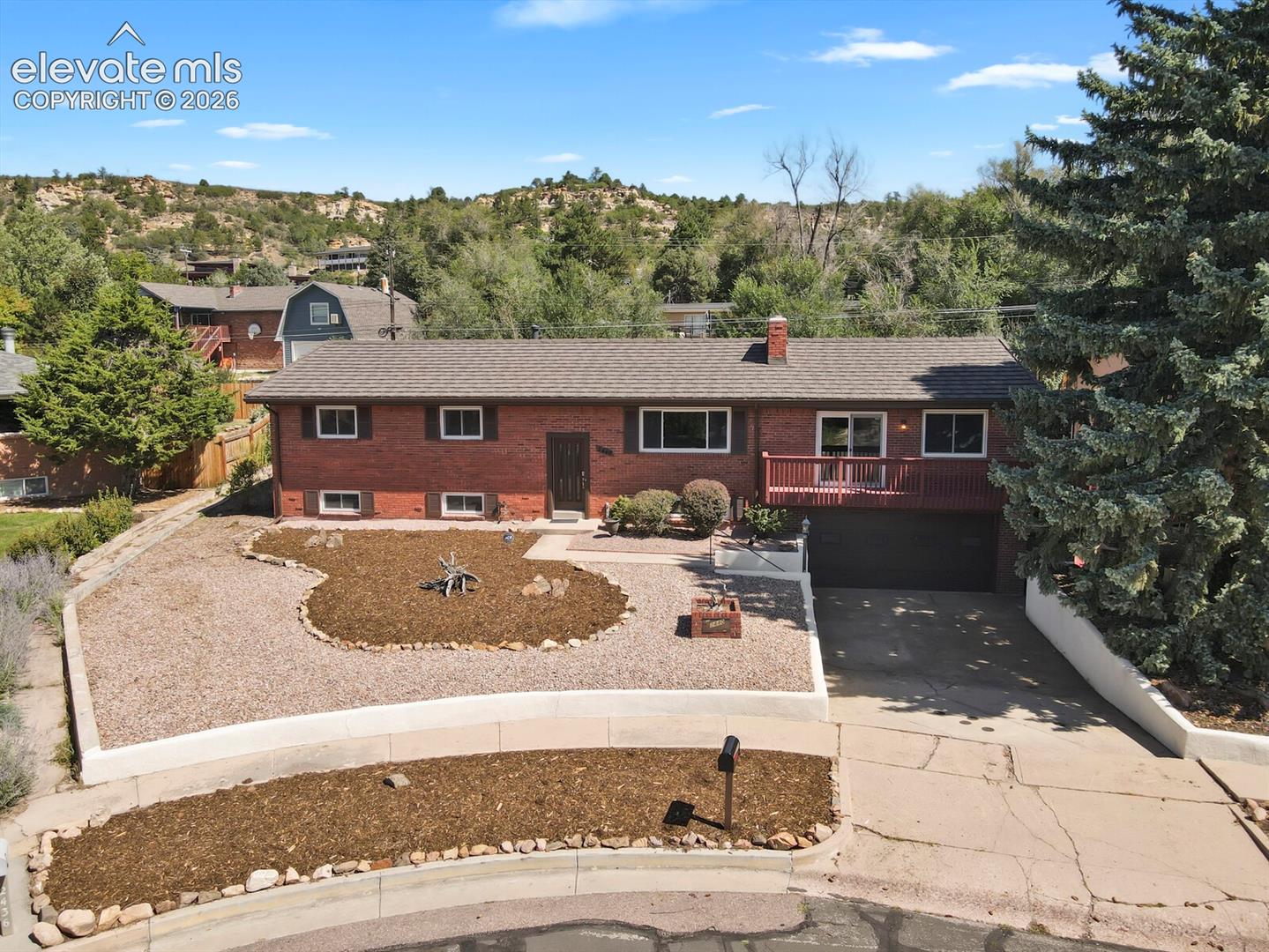 2440 San Carlos Circle — photo
