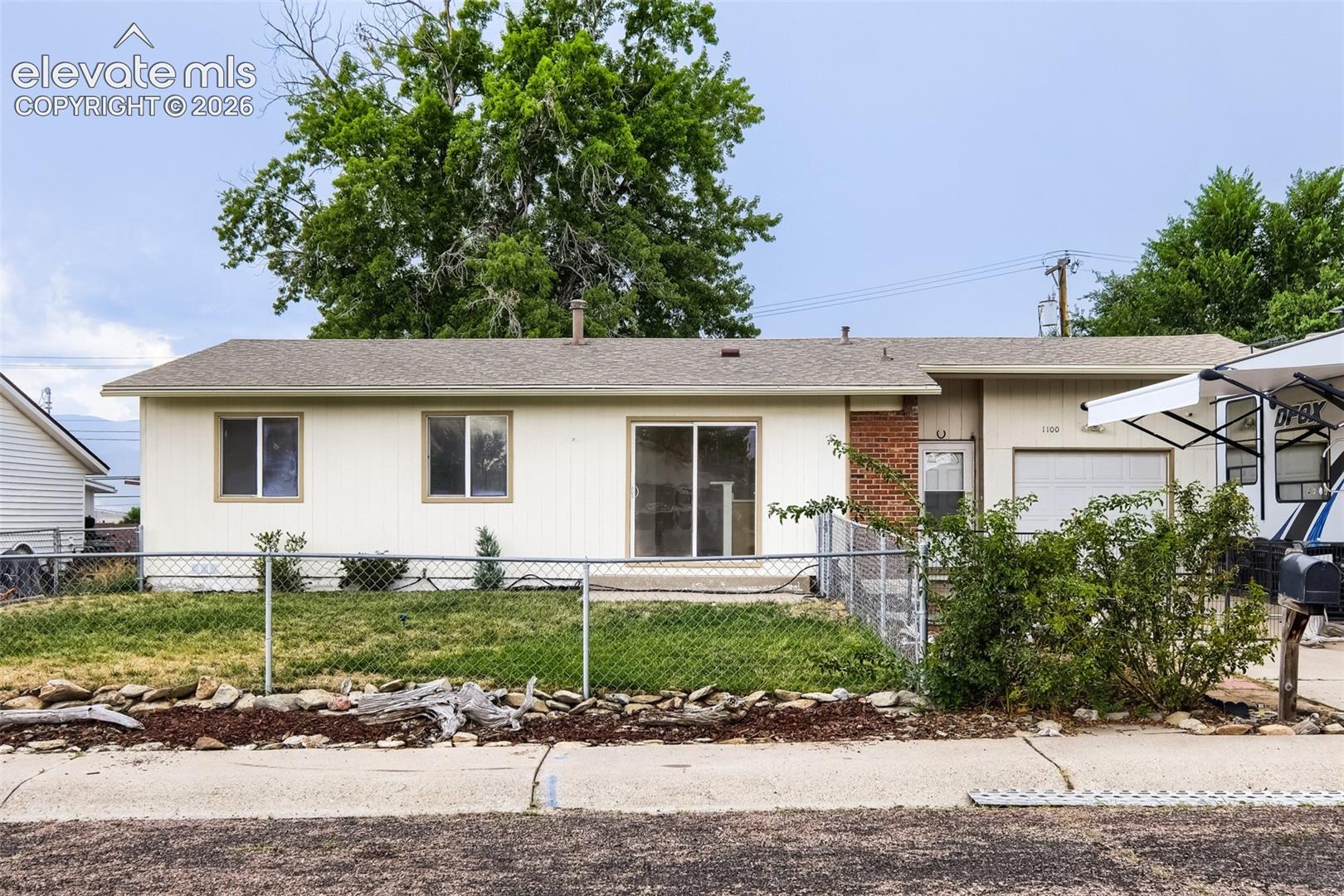 1100 Rosemont Drive — photo