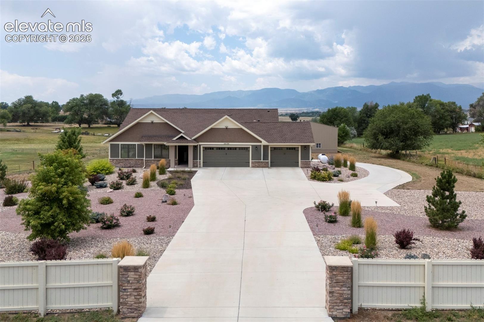 10130 Shumway Road — photo