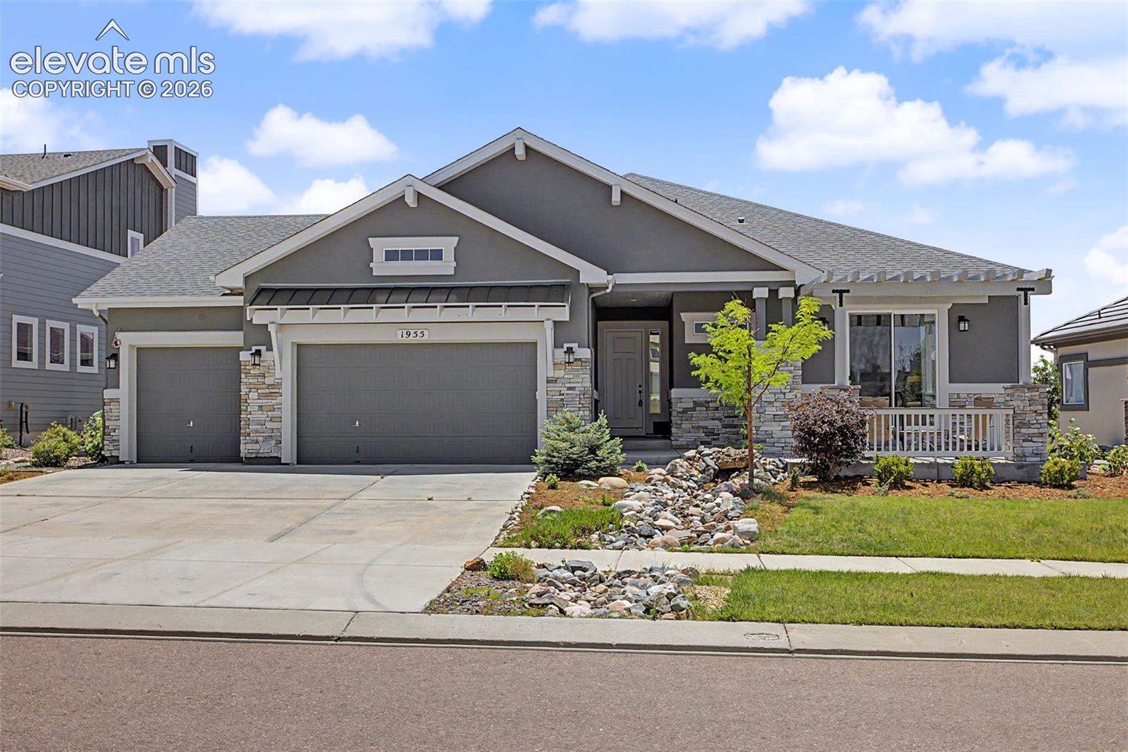1955 Walnut Creek Court — photo