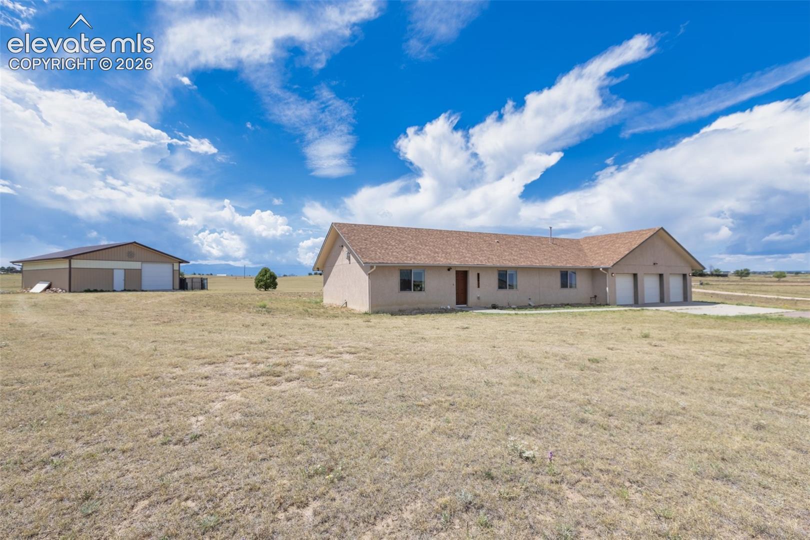 13425 Stockman Court — photo