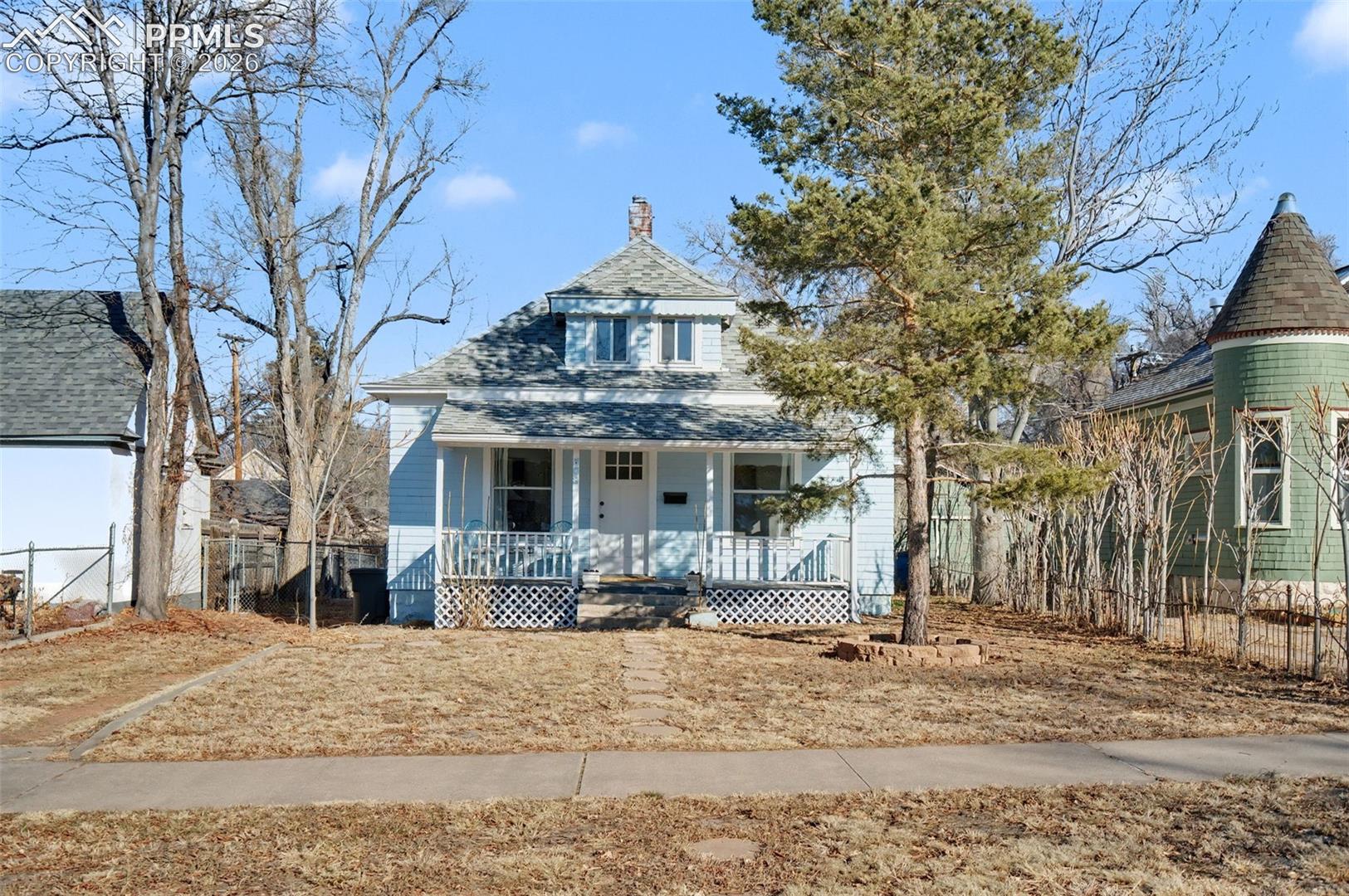 808 E Monument Street — photo