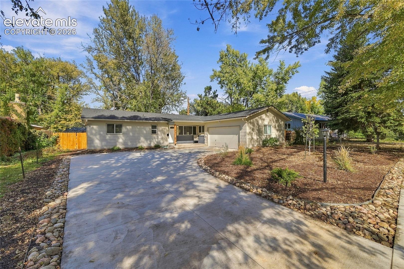 2518 Meade Circle — photo