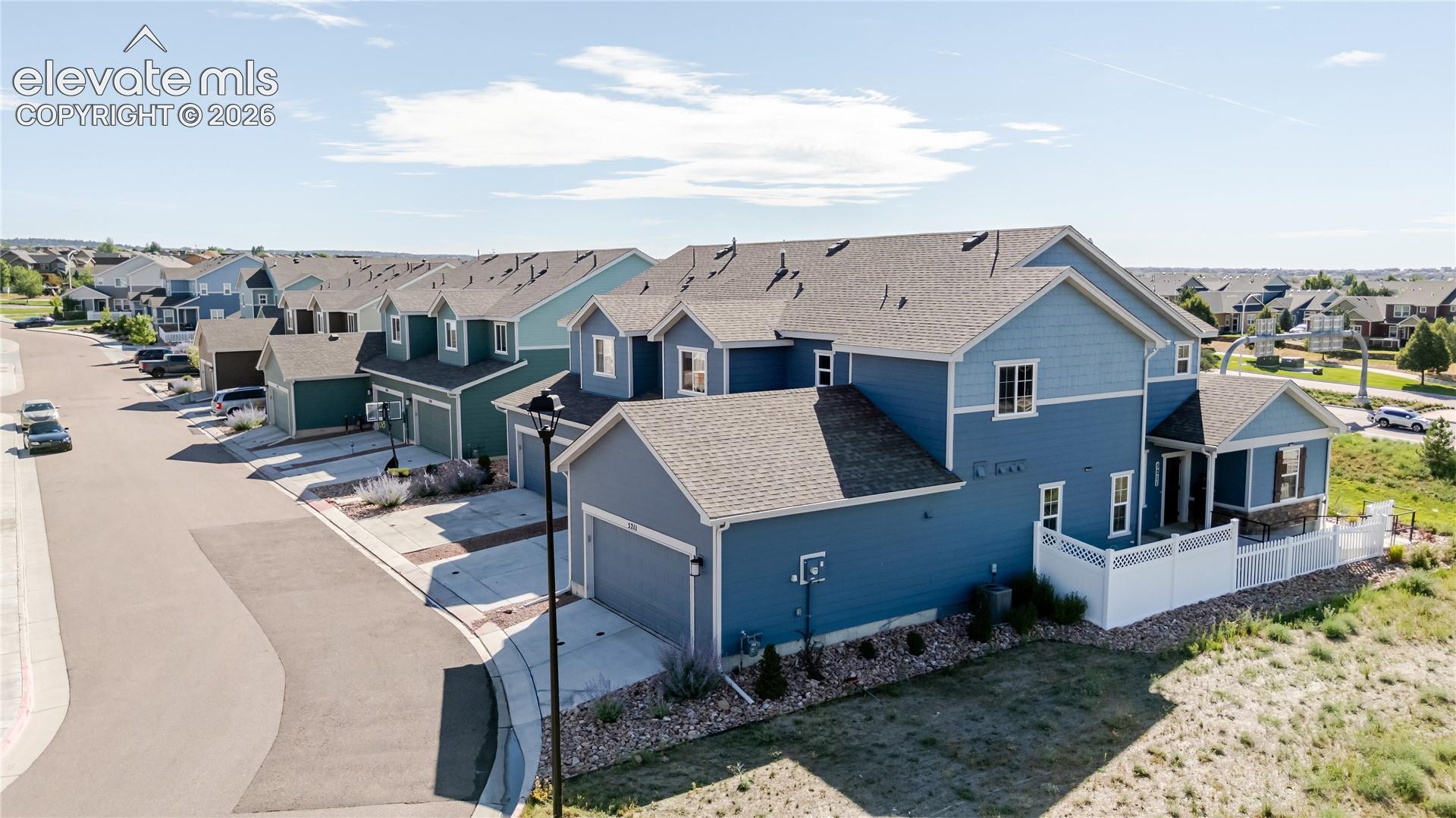 5211 Mountain Vista Heights — photo