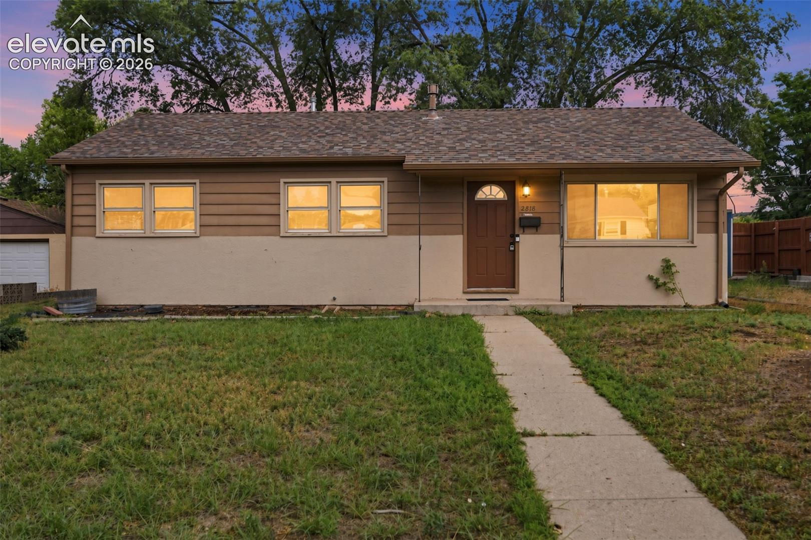 2818 Merry Lane — photo