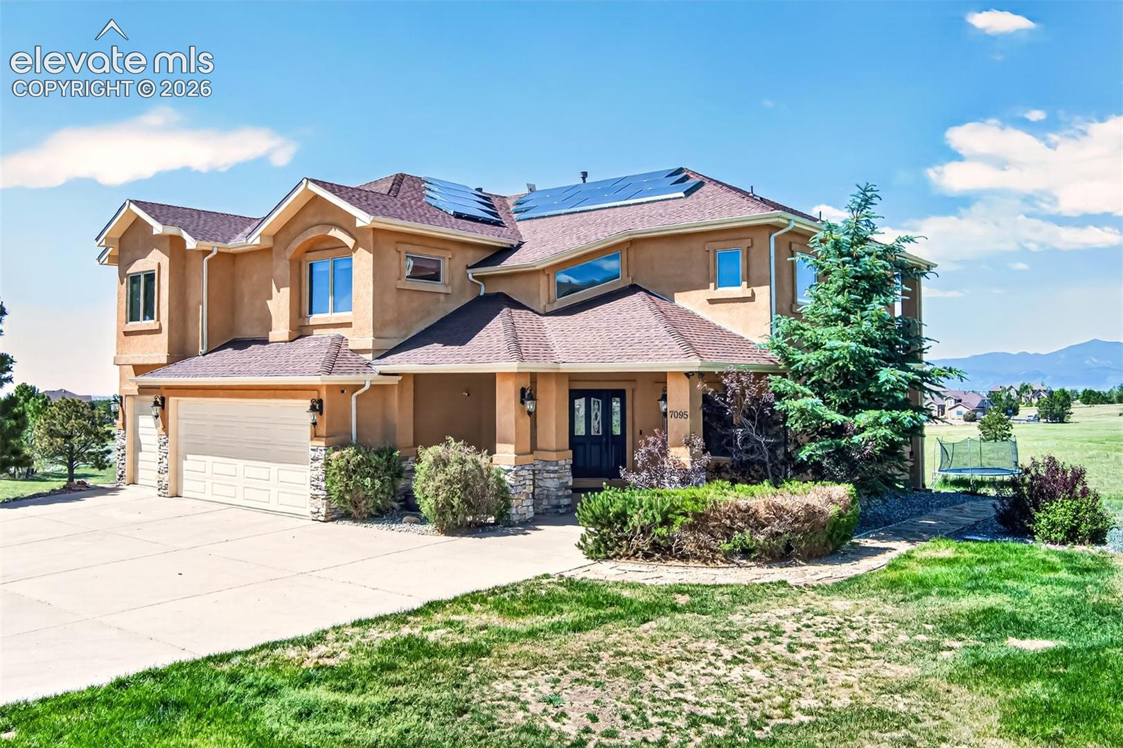 7095 Eagle Wing Drive — photo
