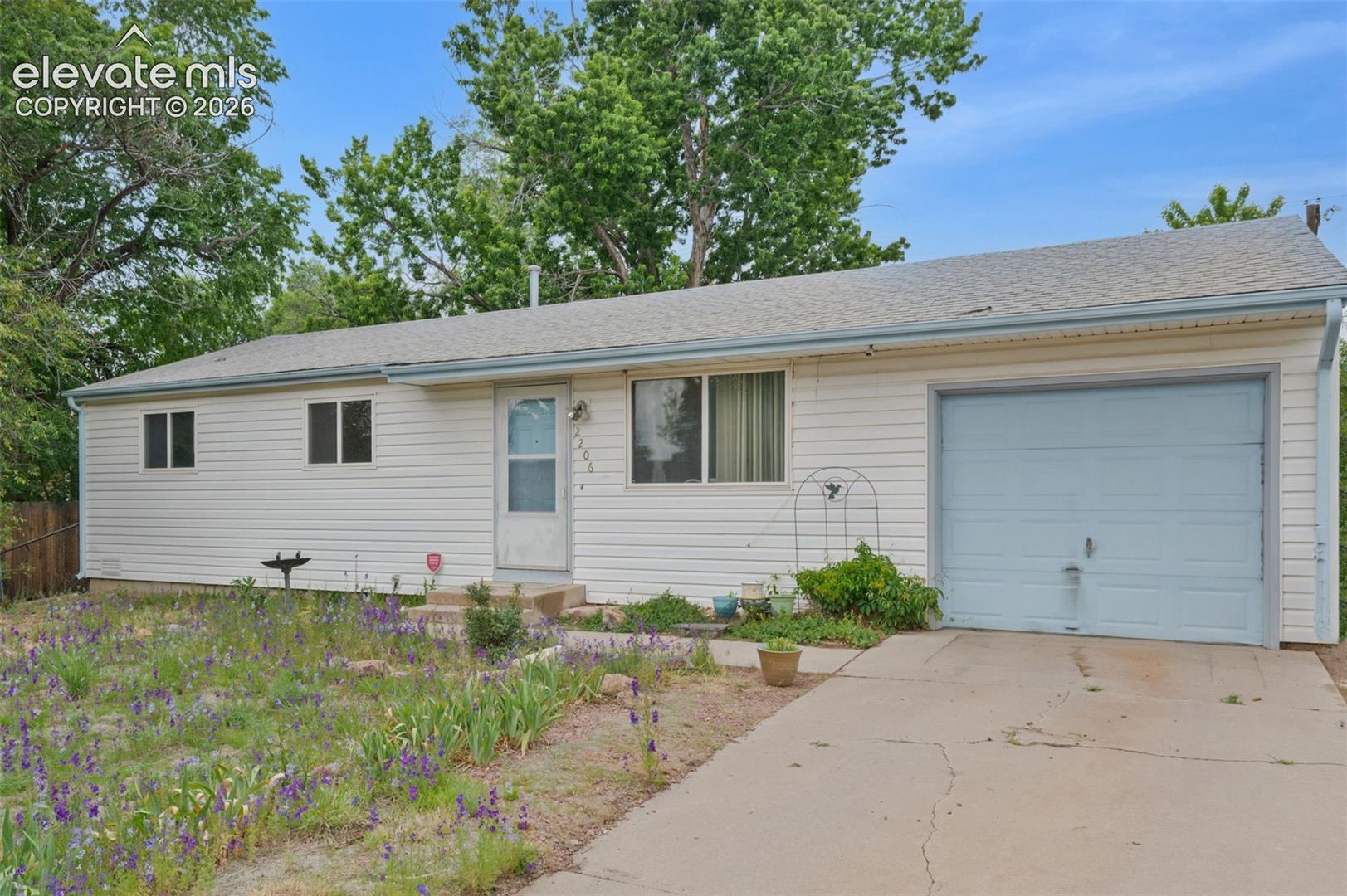 2206 Olympic Drive — photo