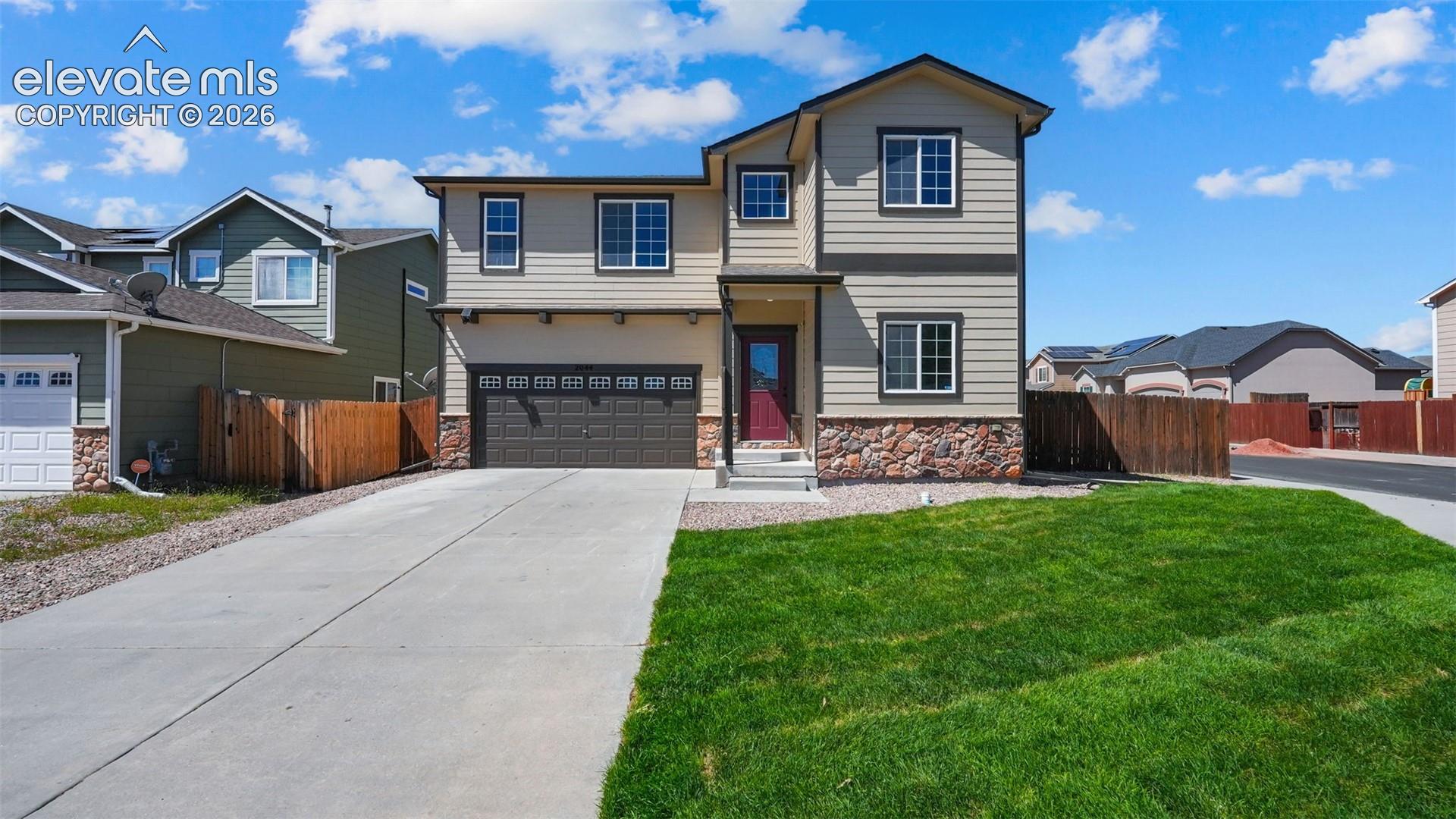 2044 Reed Grass Way — photo