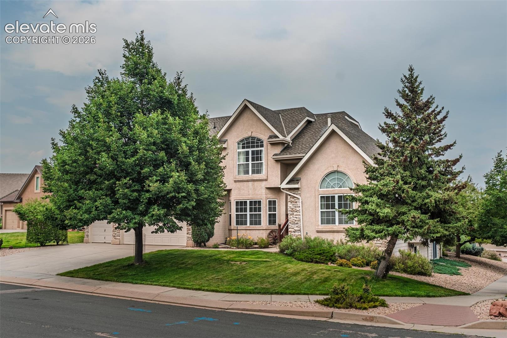 5755 Huffman Court — photo