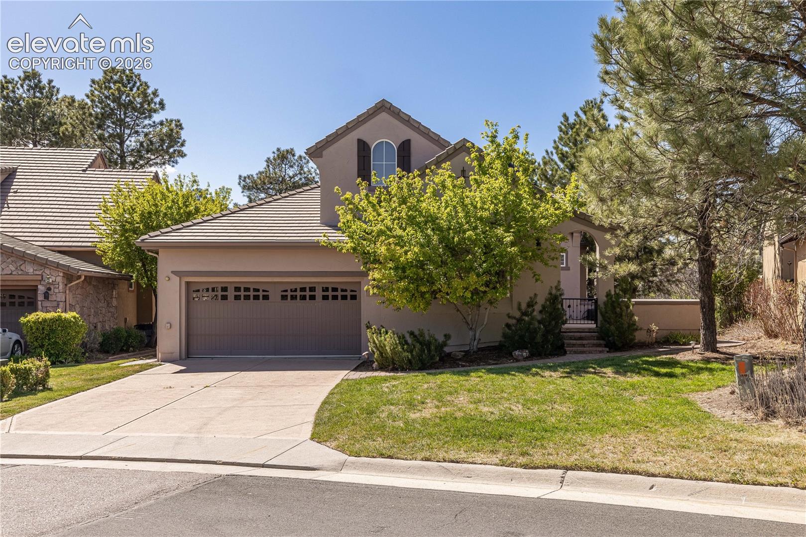 5011 Vermillion Court — photo