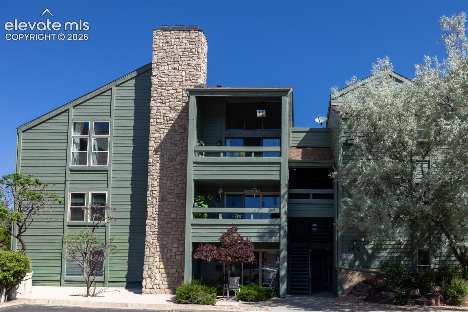 140 W Rockrimmon Boulevard 202 — photo