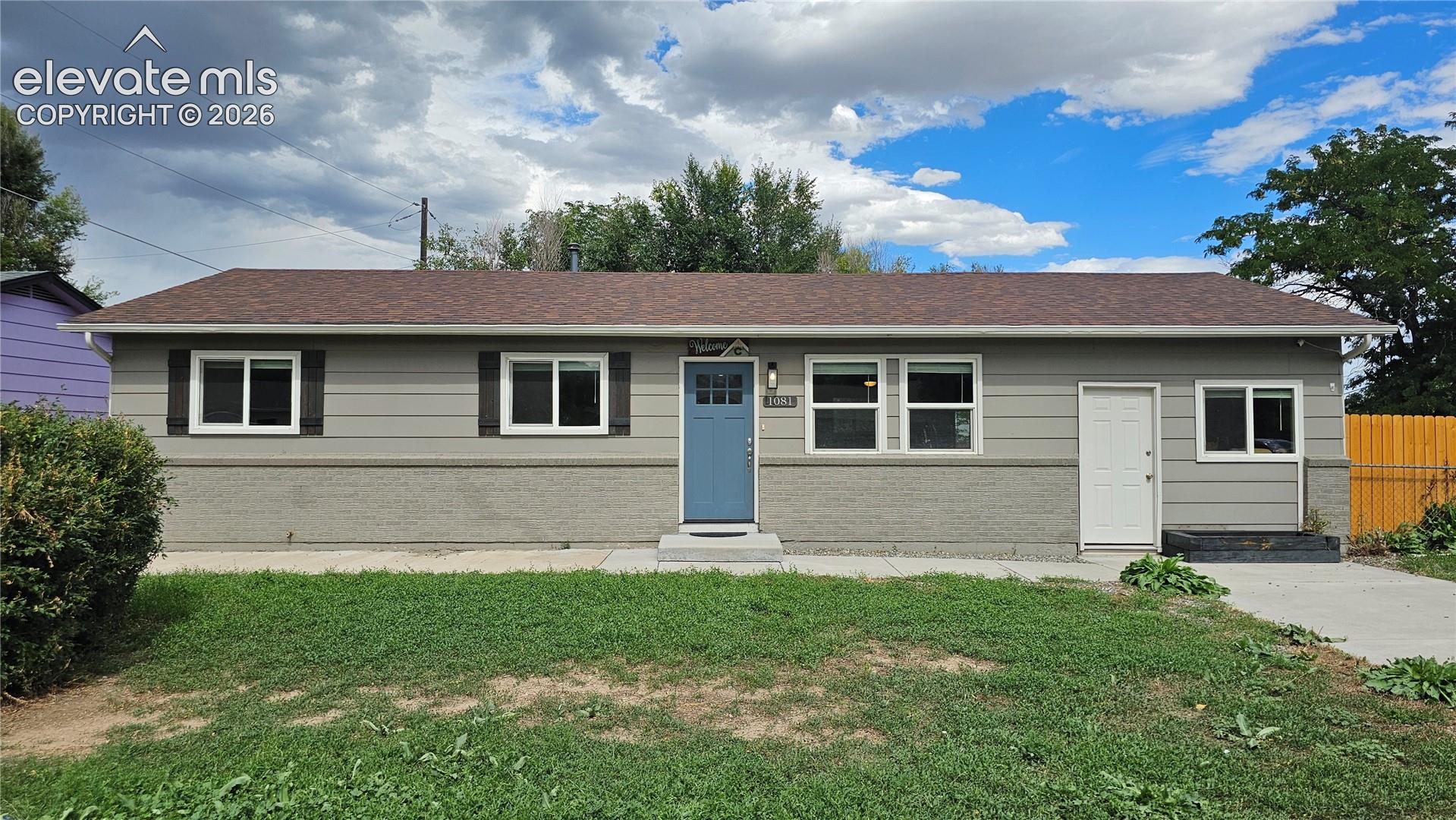 1081 Maxwell Street — photo