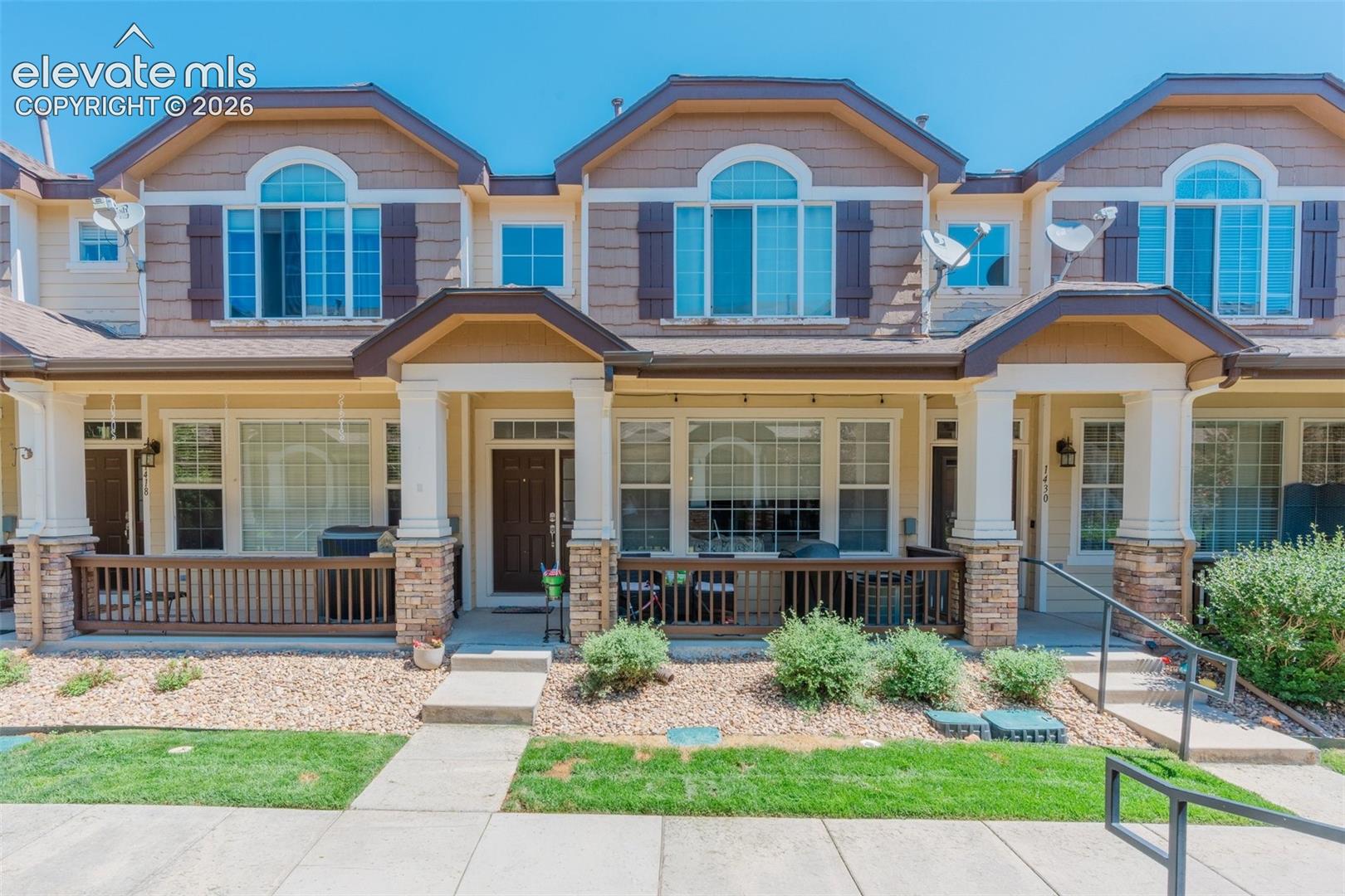 1424 Turnberry Drive — photo