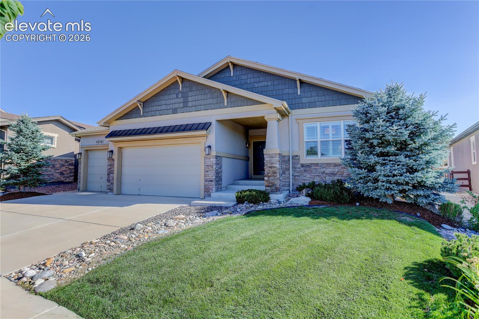 4376 New Santa Fe Trail — photo