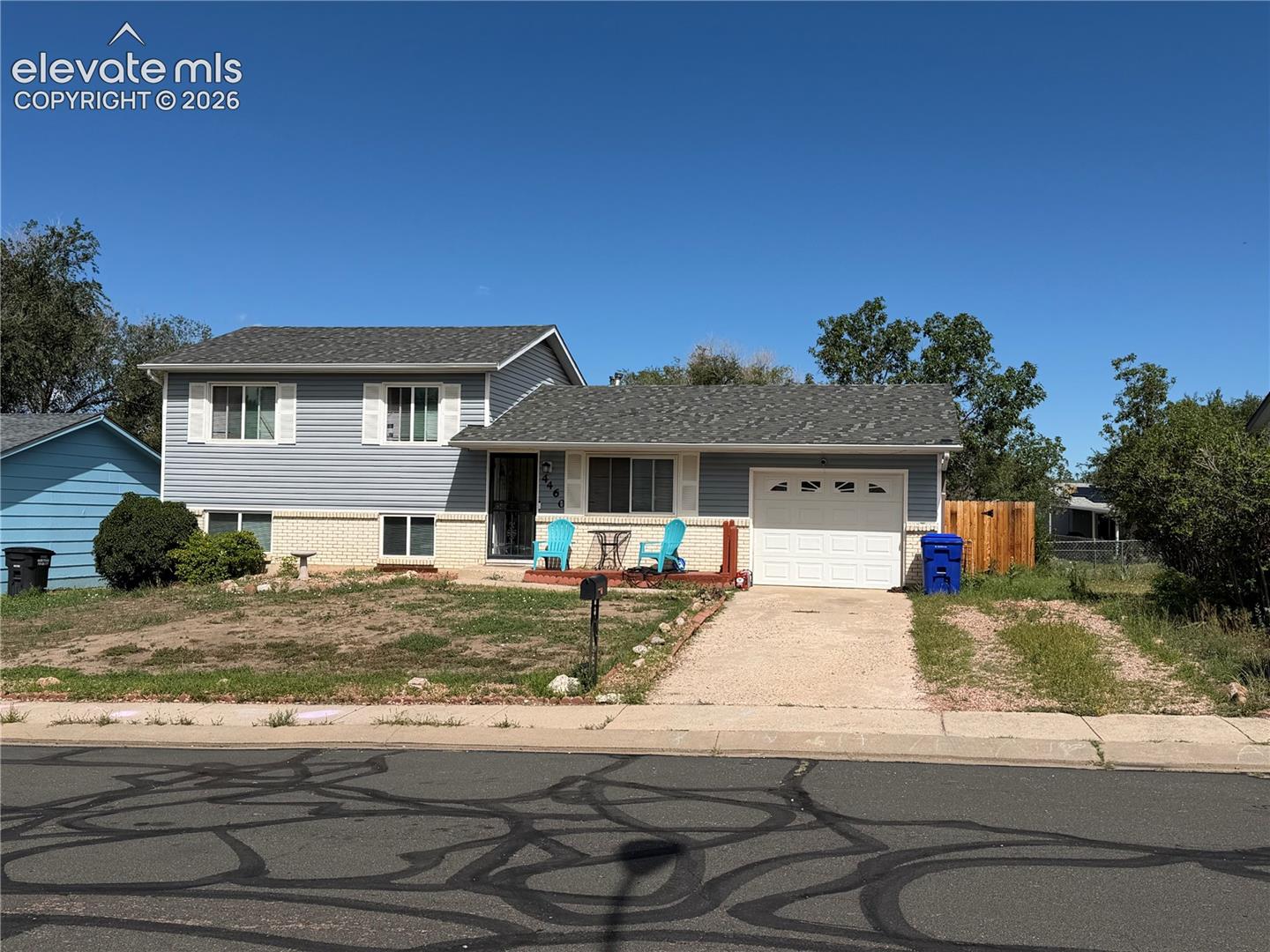 4460 Carolyn Drive — photo