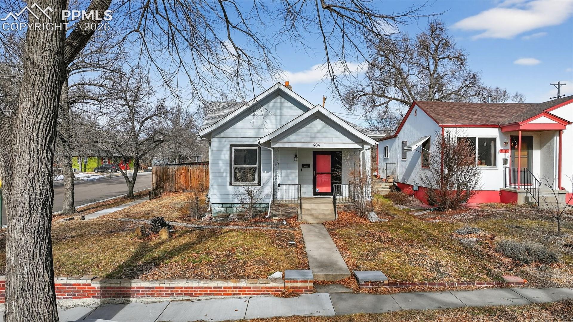 904 E San Miguel Street — photo