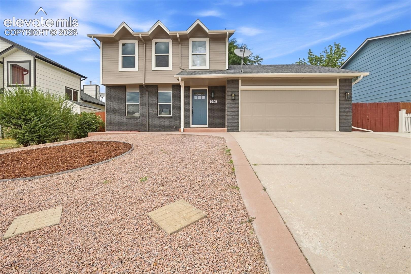 960 Crandall Drive — photo