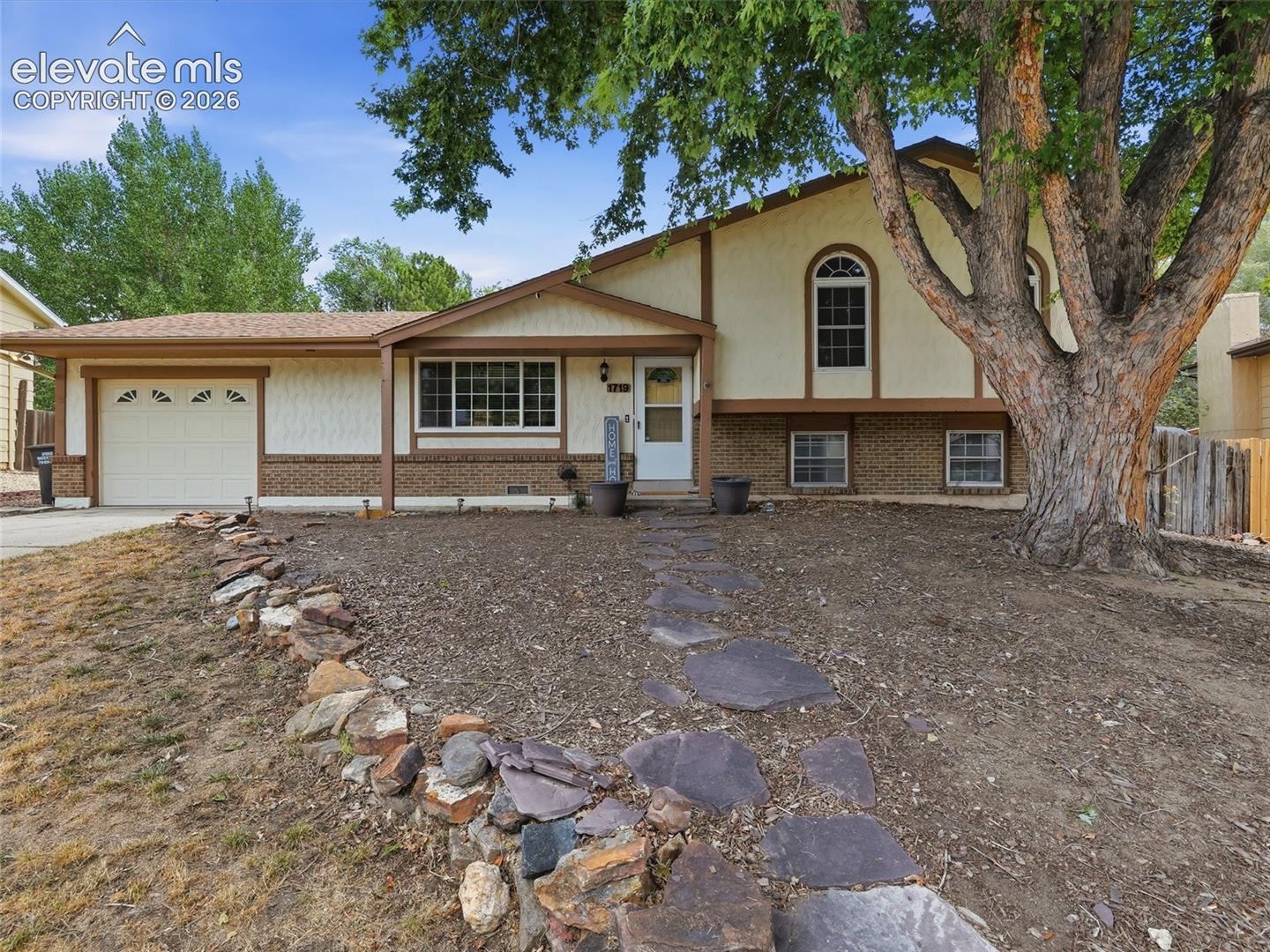 1719 Wooten Road — photo