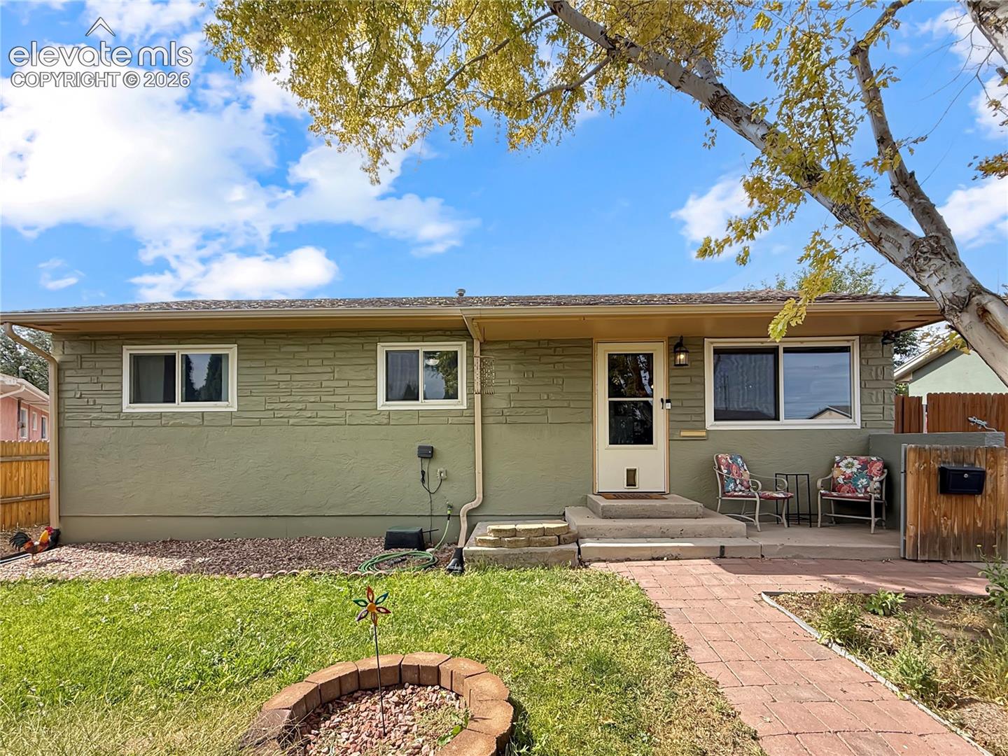 3206 Canterbury Lane — photo