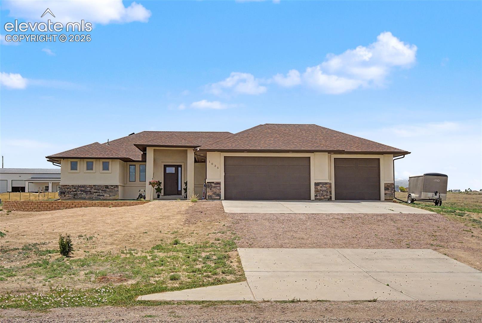 1025 Dalton Brothers Drive — photo