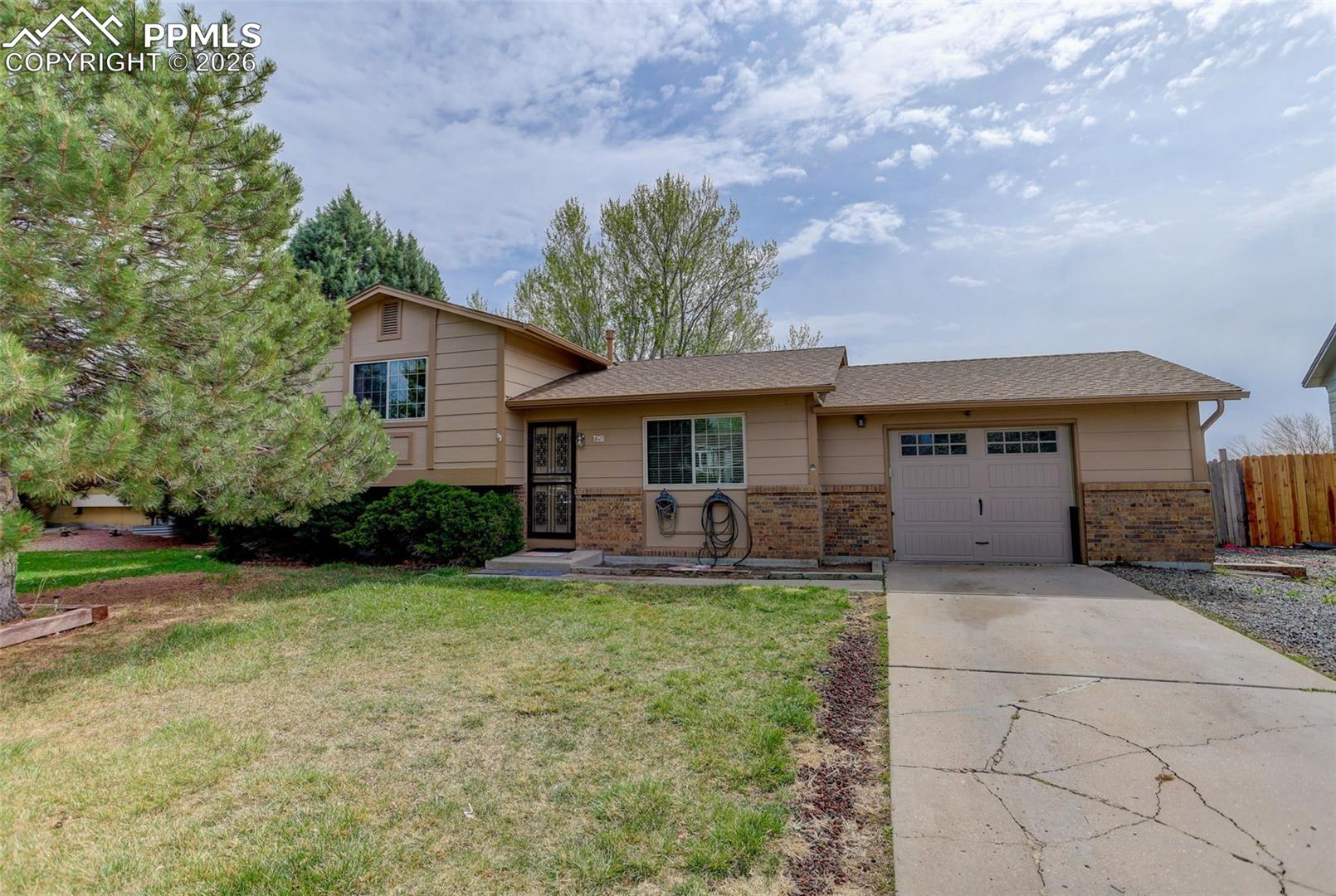 7350 Waterwheel Street — photo