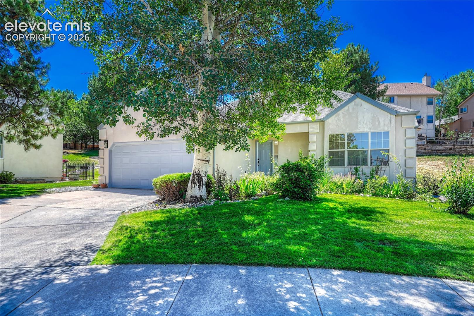 5715 Velvet Court — photo
