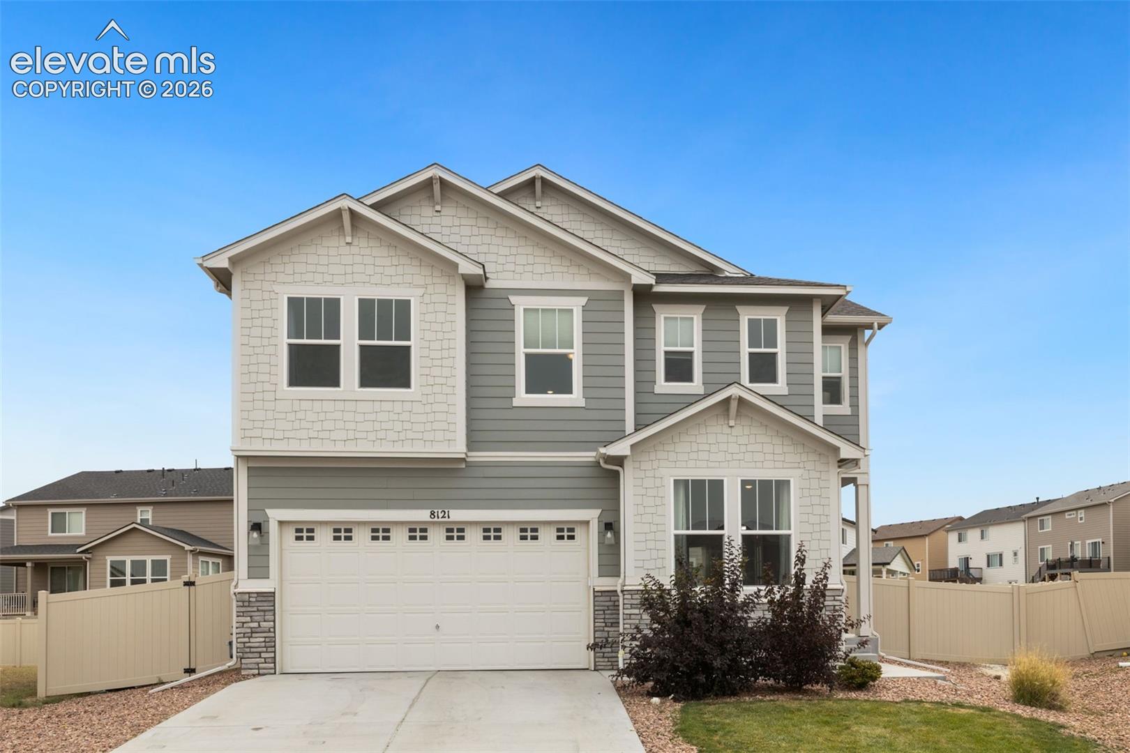 8121 Lookout Court — photo