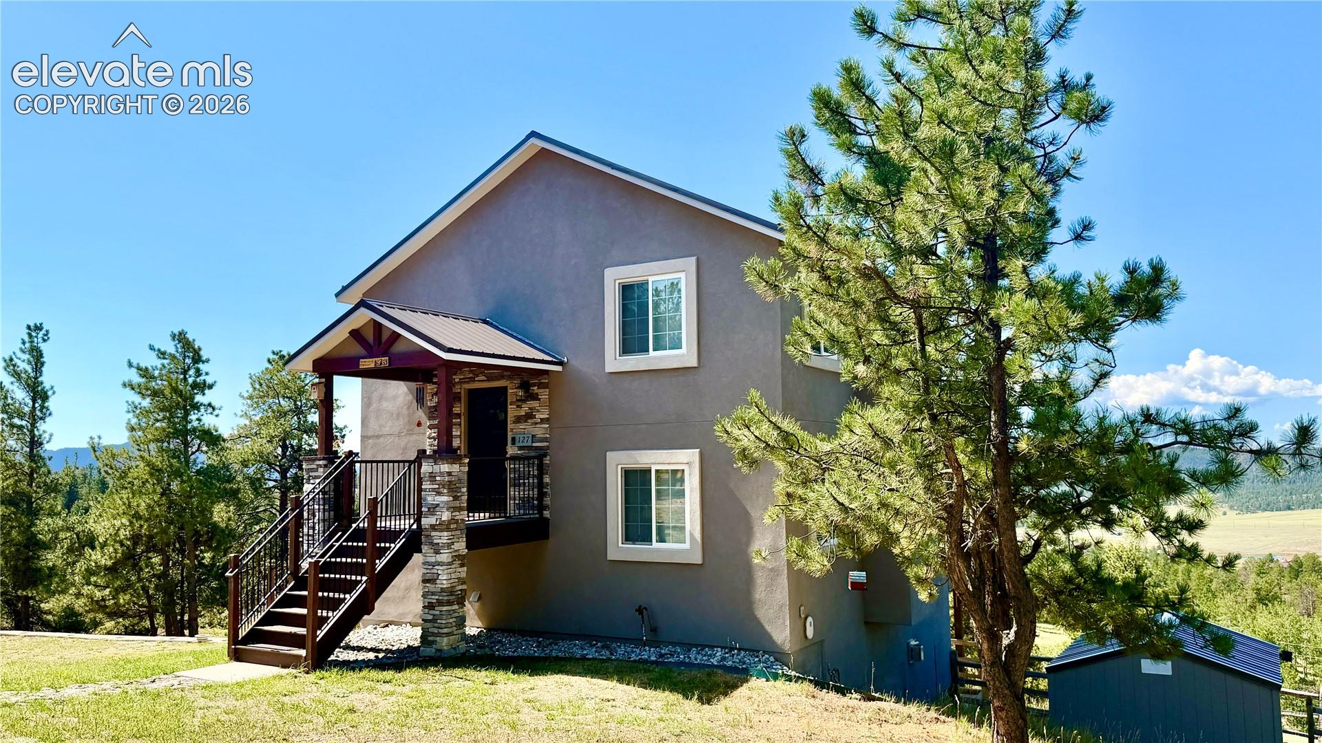 127 Carlton Circle — photo