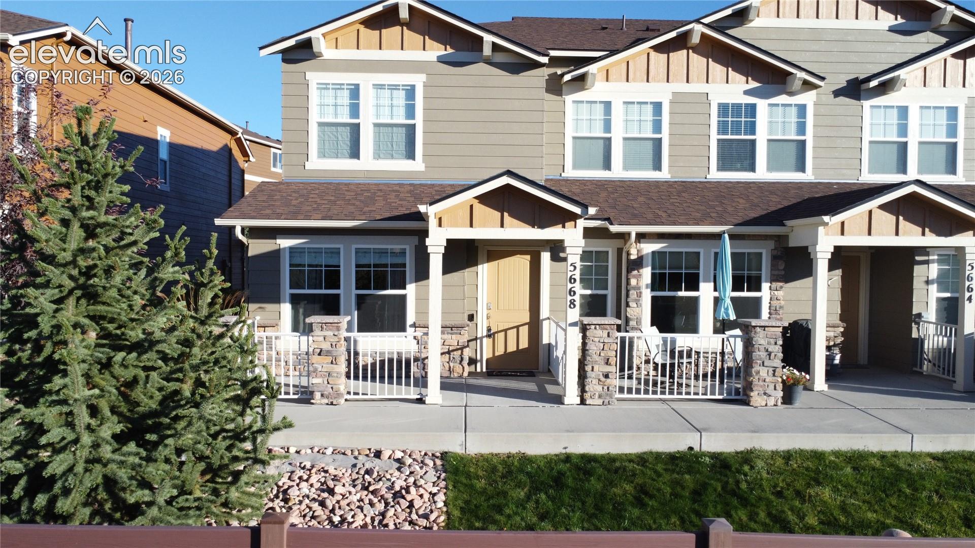 5668 Shamrock Heights — photo