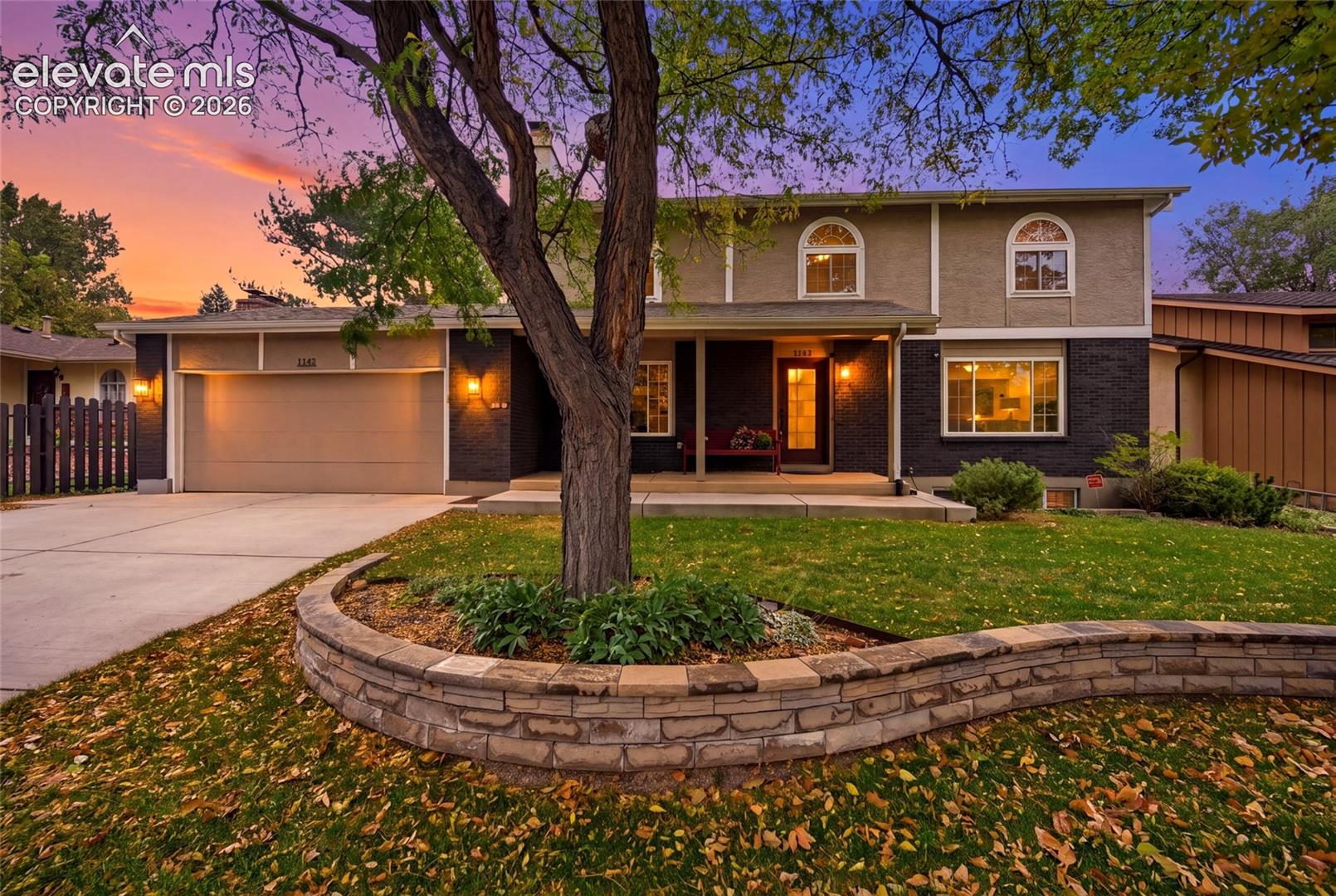1147 Panorama Drive — photo