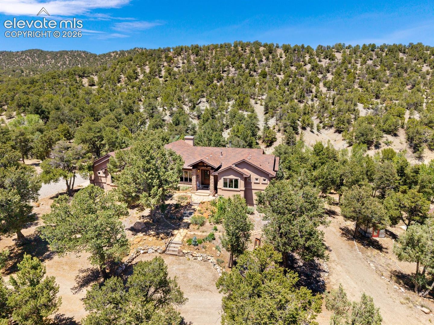 990 Hamilton Creek Road — photo