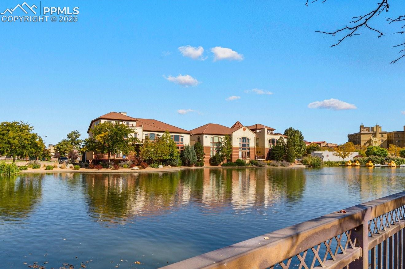 231 W Riverwalk Drive — photo