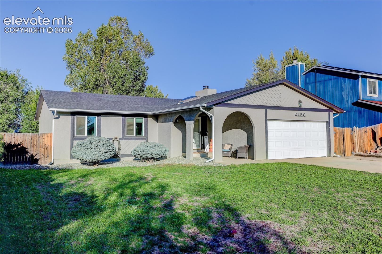 2250 Heathercrest Drive — photo