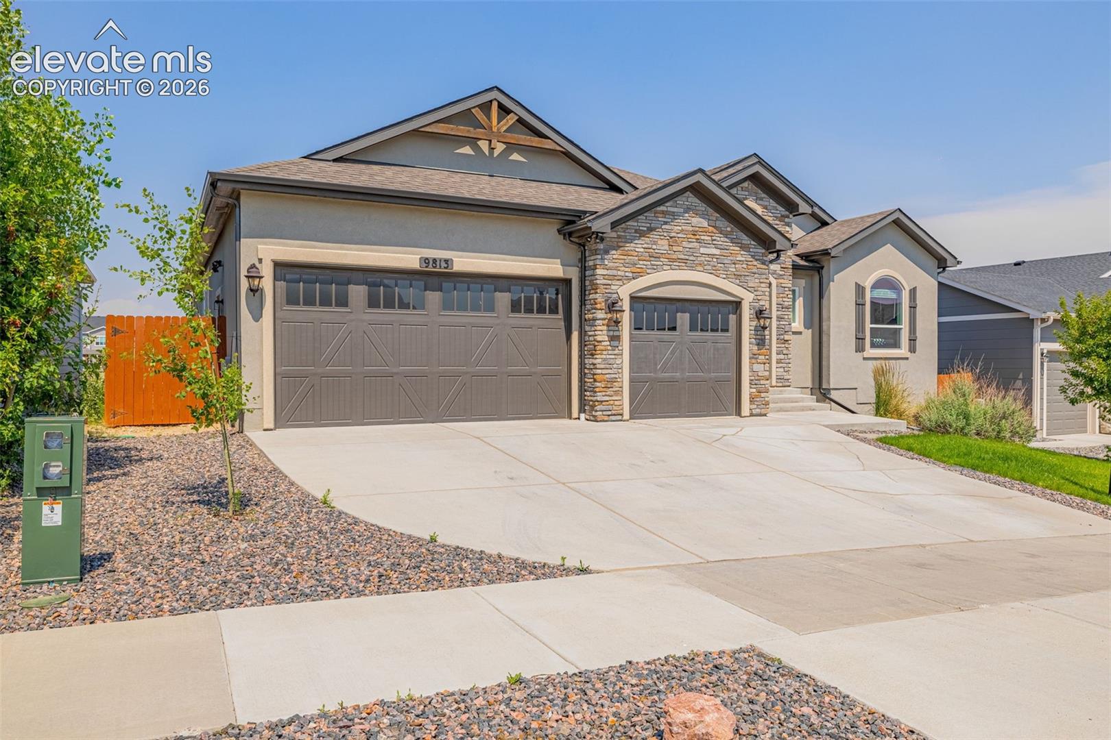 9813 Fairway Glen Drive — photo