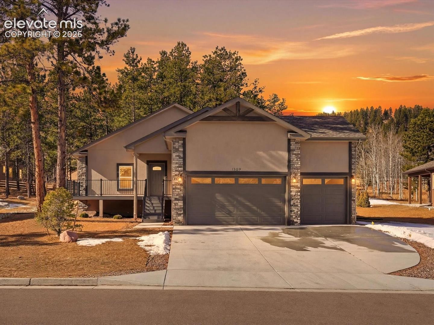1309 Stone Ridge Drive — photo