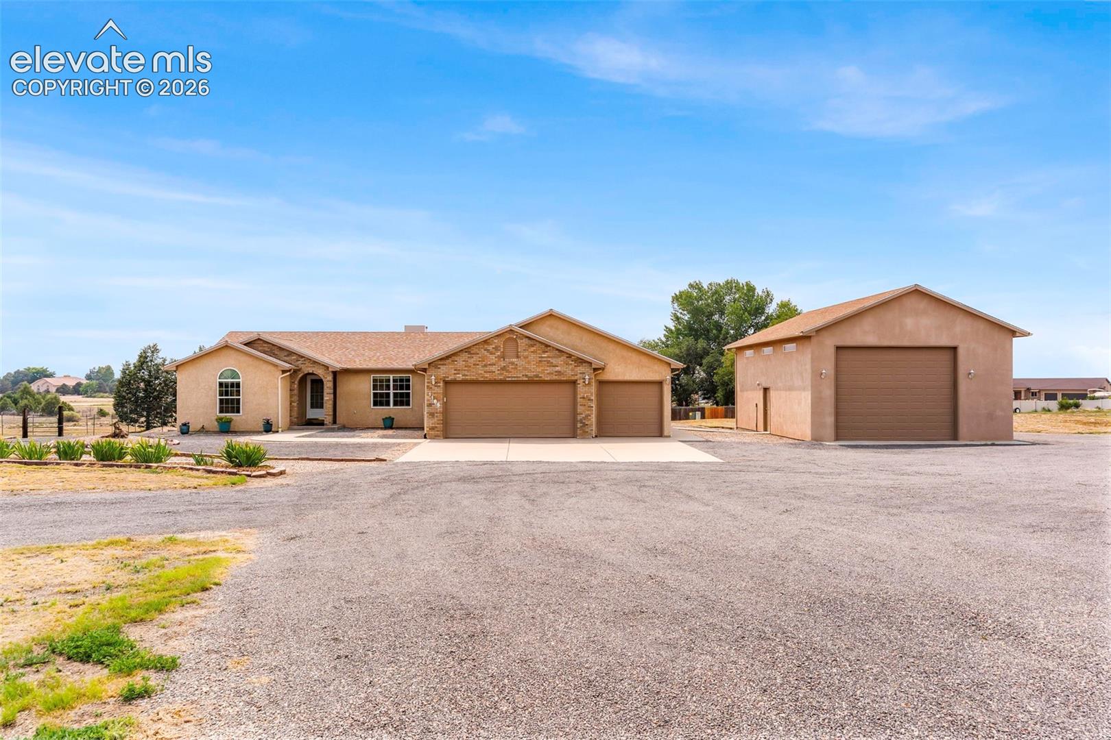 1165 S Oakleaf Drive — photo