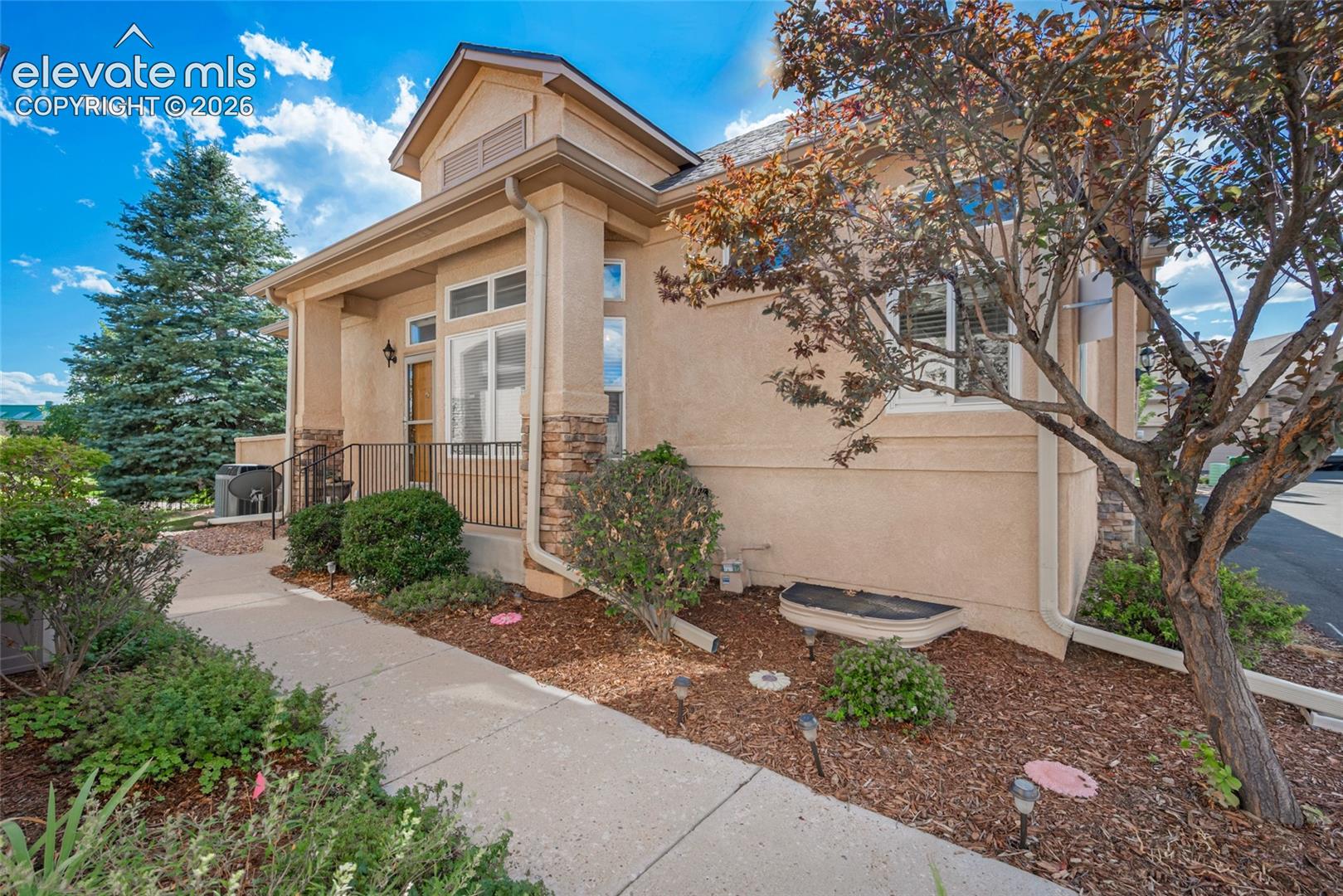 3423 Plantation Grove — photo