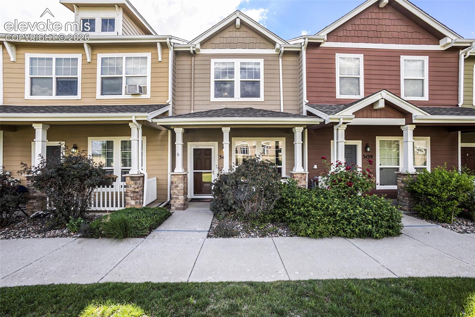 3449 Kingfisher Nest Grove — photo